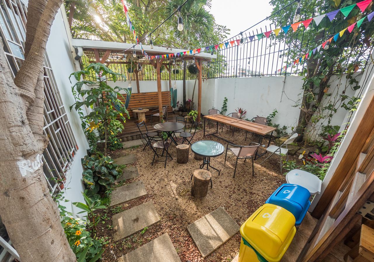 Tripon Open House Hostel San Jose  Bagian luar foto
