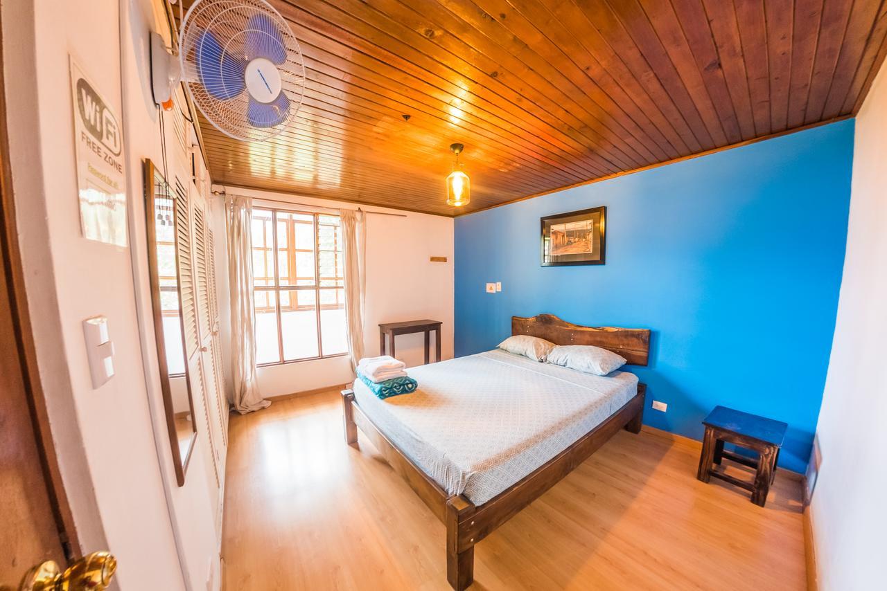 Tripon Open House Hostel San Jose  Bagian luar foto