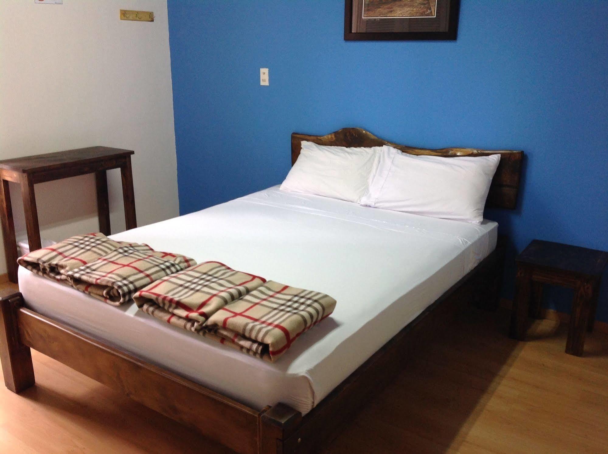 Tripon Open House Hostel San Jose  Bagian luar foto